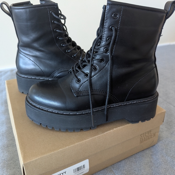 Steve Madden Women's Black Combat Boots - Picture 2 of 9